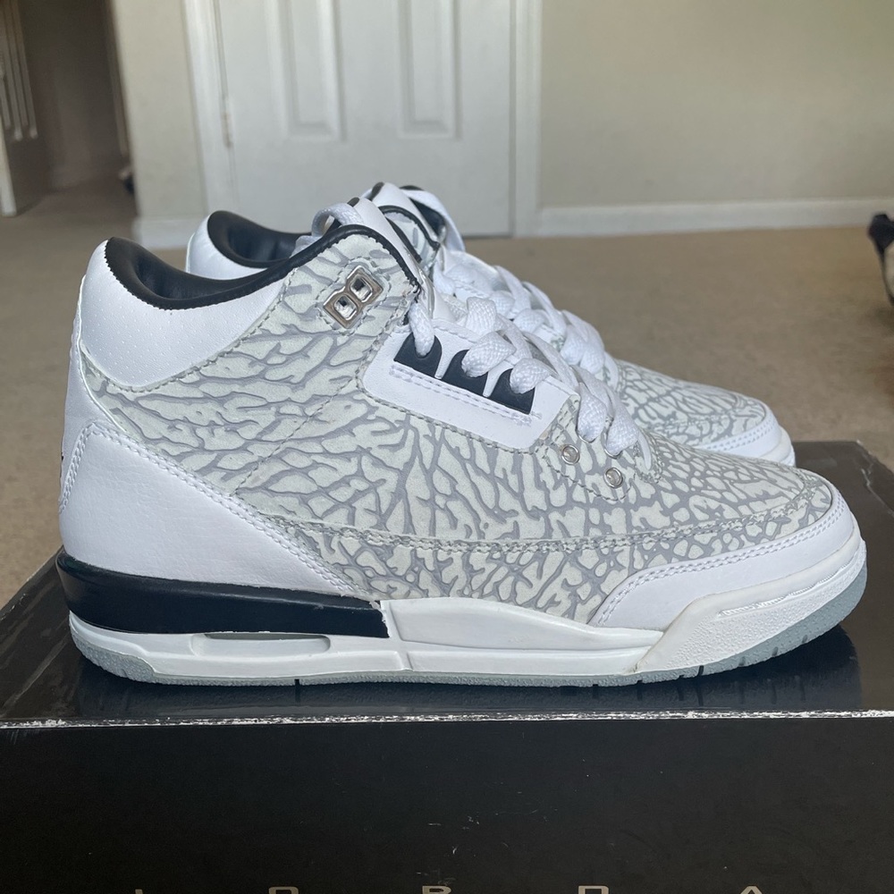 Air Jordan 3 Retro Flip 4Y NWB - Picture 2 of 9